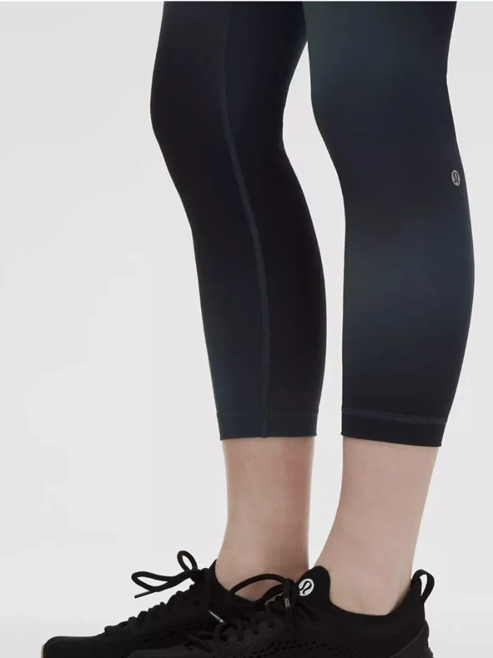 Lululemon Women's Wunder Train High-Rise Tight 25
